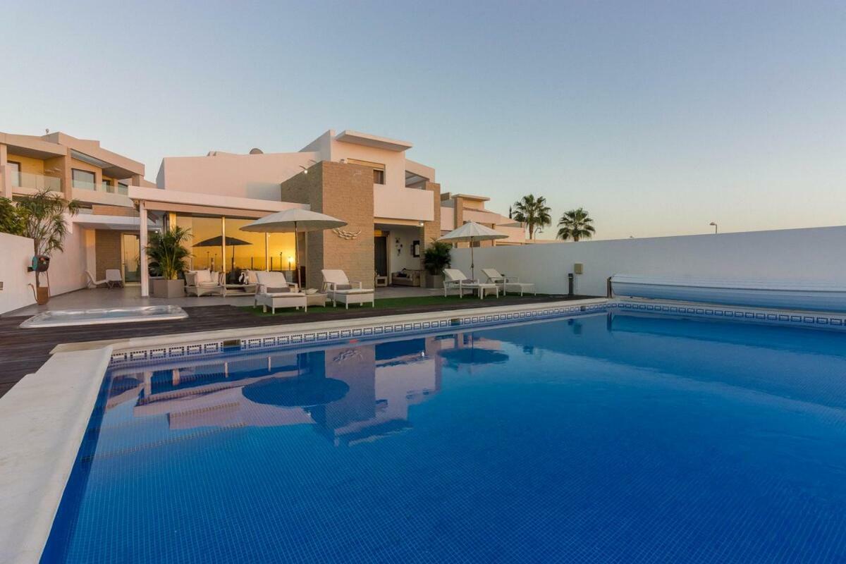 Villa White Whale Адехе Экстерьер фото
